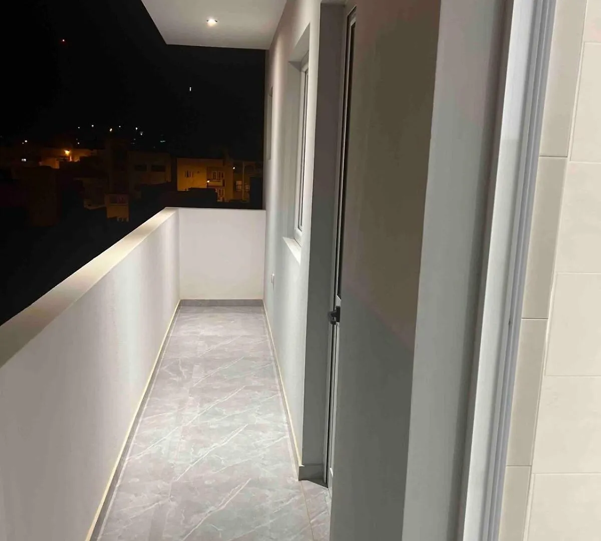 Brand New Apartment In מינדלו