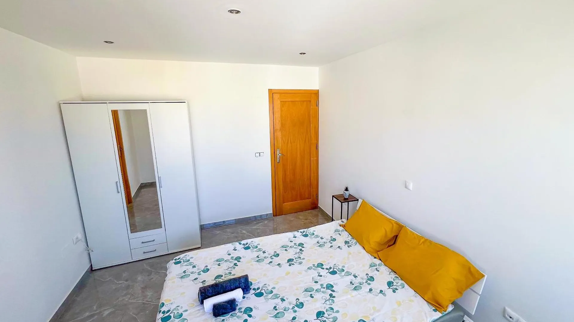Brand New Apartment In מינדלו